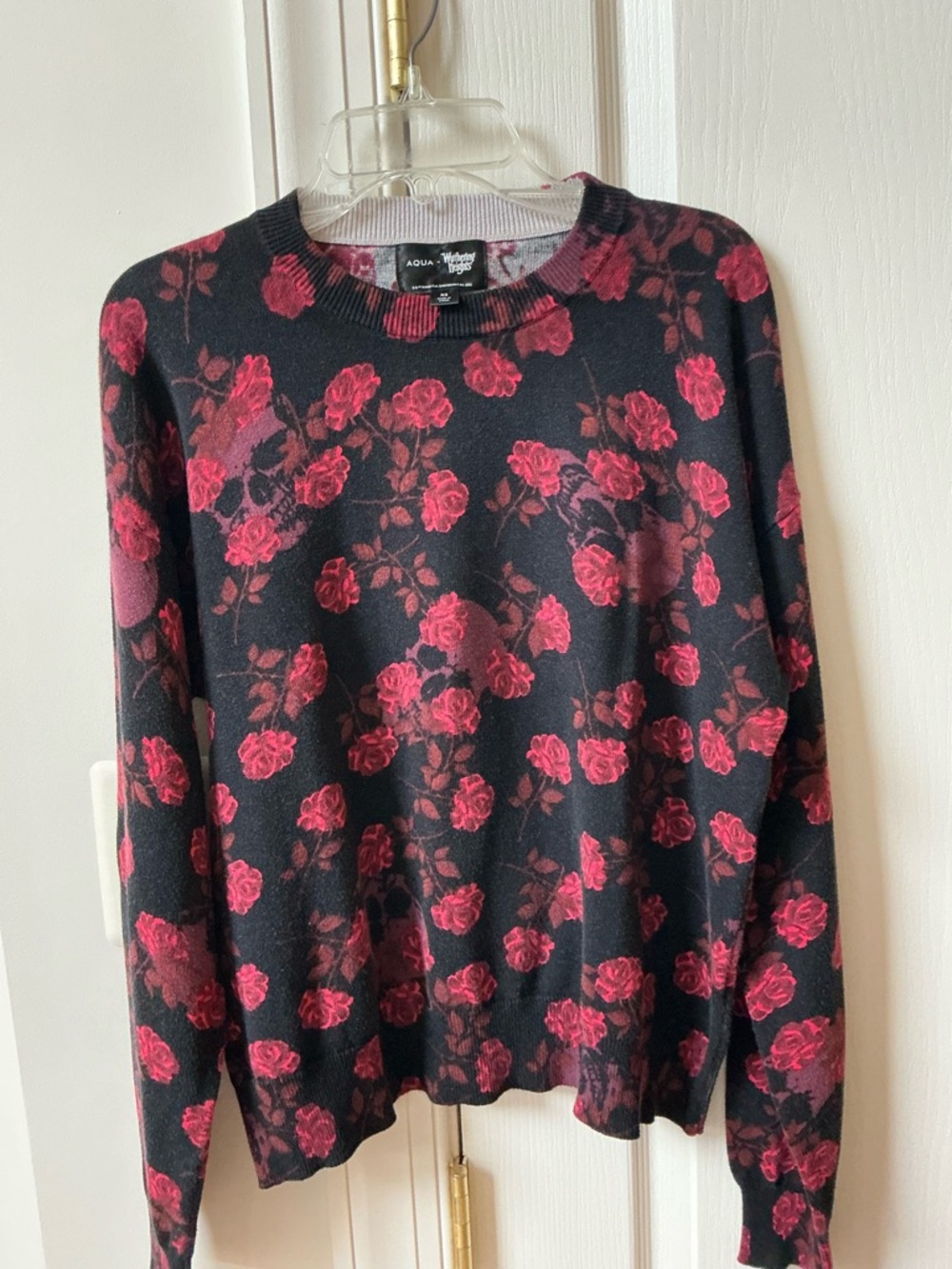 AQUA X  BLOOMINGDALES EXCLUSIVE WUTHERING HEIGHTS ROSE SKULL SWEATSHIRT